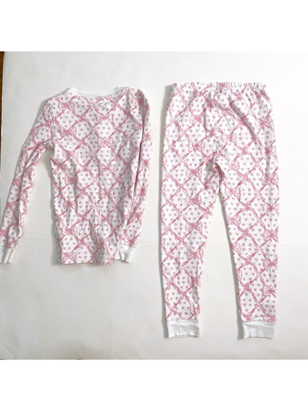 Roller Rabbit x Love Shack Fancy Girls Pink Ribbon Pajama Set, Size 8 - Picture 3 of 5